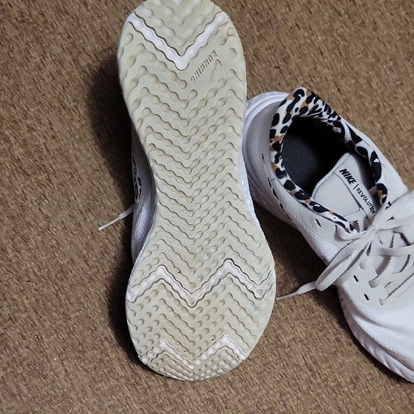 Nike Women's White Sneakers with Leopard Accent - Picture 3 of 4